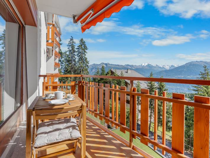 Gîte pour 4 personnes, avec vue et balcon à Randogne - 4