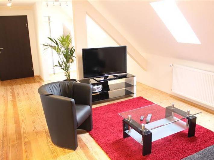 Ferienwohnung für 4 Personen, mit Balkon und Terrasse sowie Garten in Rheinebene - 2