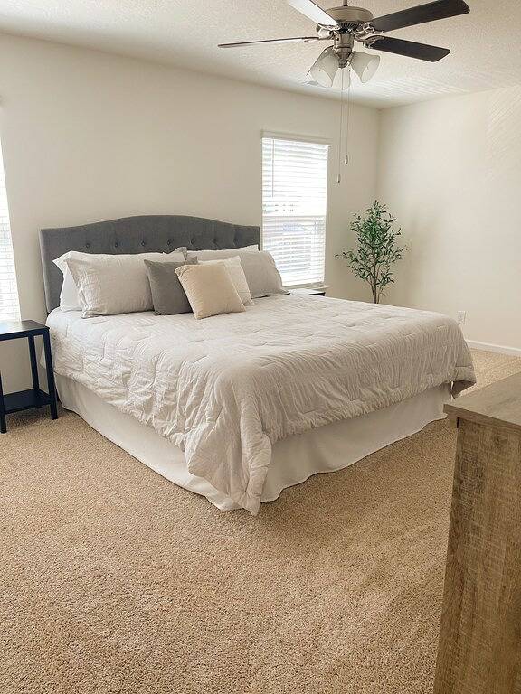 Beautiful new home with lake view near hiking trails in Anderson County