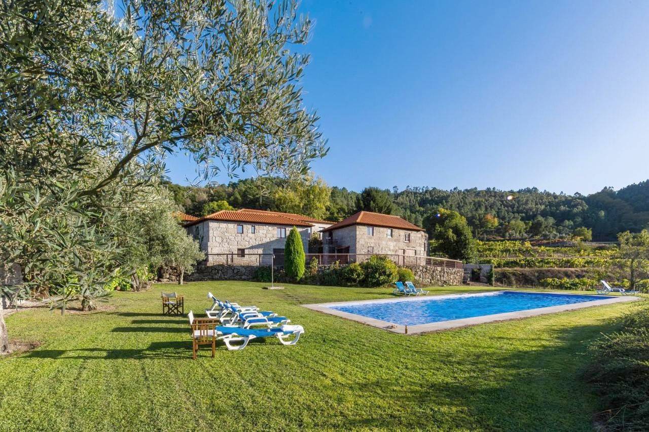 Two-Bedroom Apartment in Olo e Canadelo, Distrito do Porto
