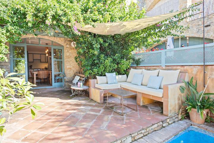 Location de vacances pour 6 personnes, avec Balcon et Terrasse ainsi que Jardin et Piscine dans Peratallada - 4