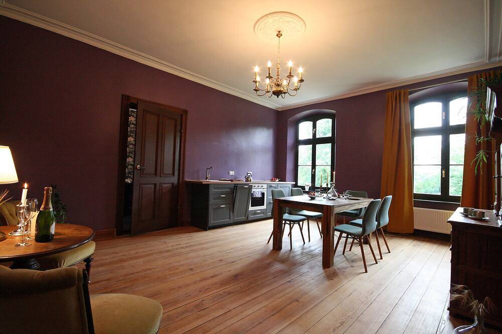 Herrenhaus Viecheln Anno 1869 Suite Georg in Behren-Lübchin, Mecklenburgische Ostseeküste