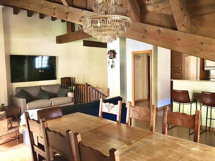 Gîte pour 7 personnes, avec Balcon ainsi que Terrasse et Vue à Canillo