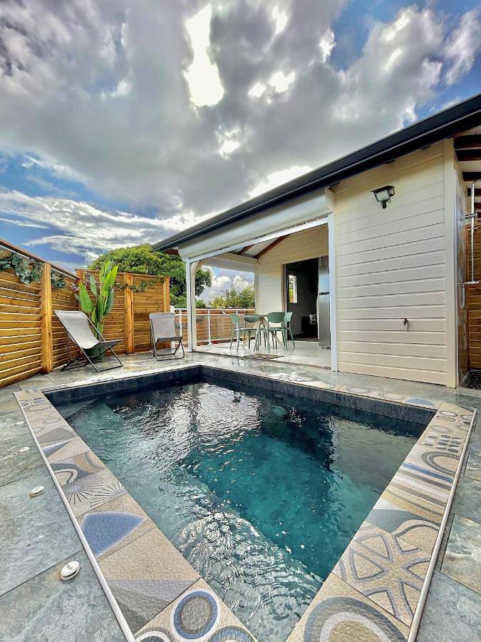 Appartement de vacances pour 4 personnes, avec jardin et piscine