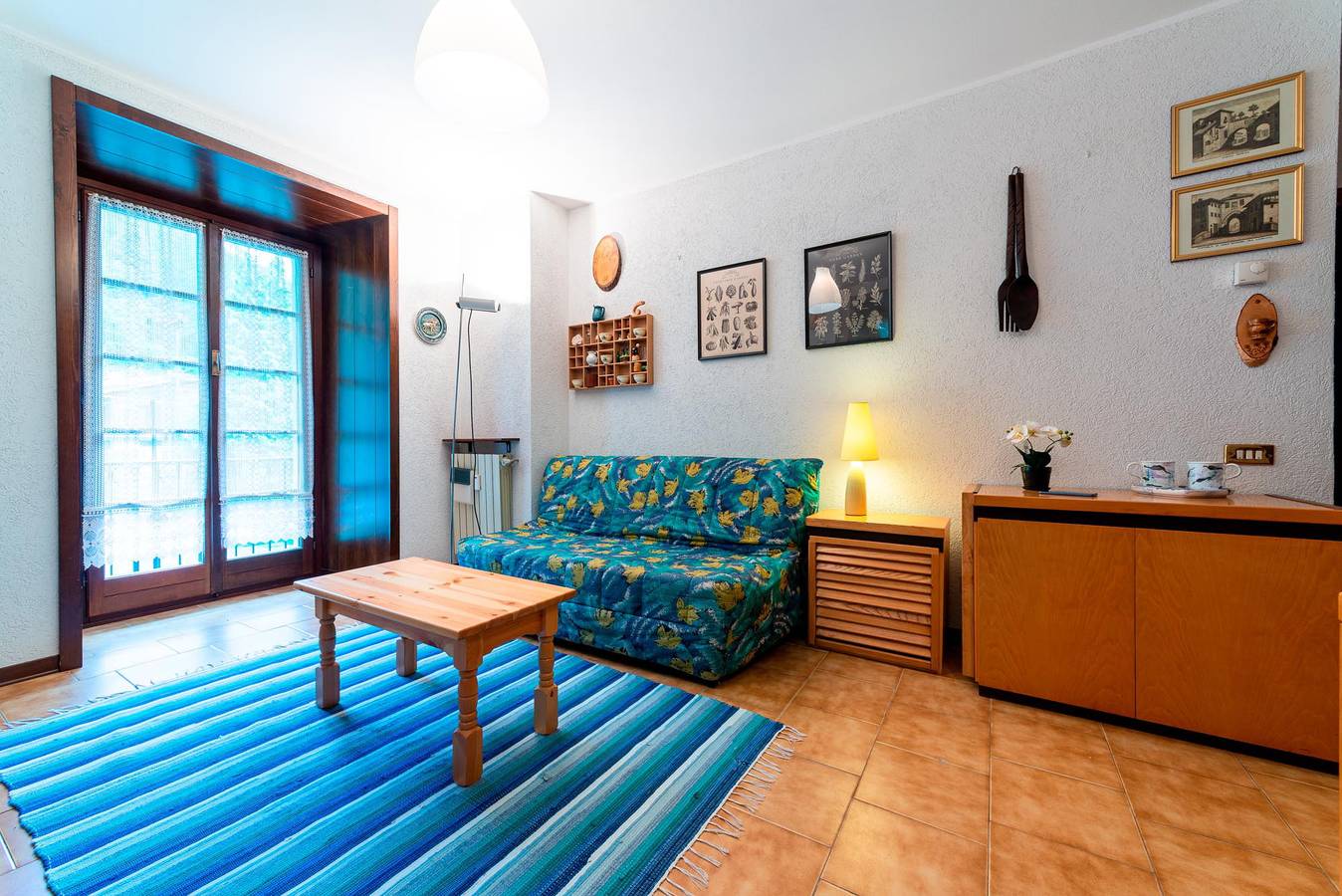 Appartement entier, Appartement "Pineta" avec vue sur les montagnes, jardin partagé et Wi-Fi in Chiesa in Valmalenco (Town), Chiesa in Valmalenco