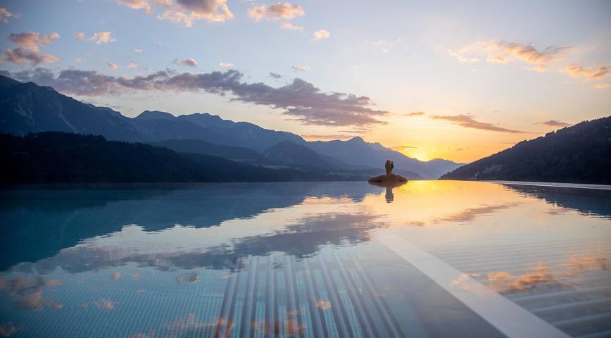 Hotel für 2 Personen, mit Balkon und Terrasse sowie Whirlpool und Garten in Rohrmoos