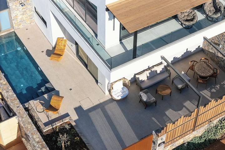 Ferienhaus für 6 Personen, mit Balkon und Garten
