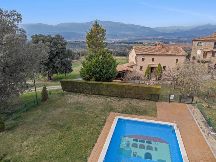 Casa rural para 14 personas, con Balcón y Jardín en Provincia de Barcelona