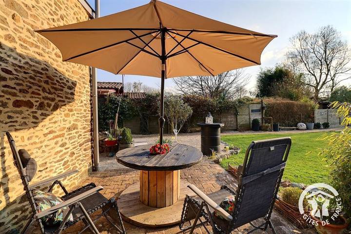 Gîte pour 2 personnes, avec jardin dans Mesnil-Roc'h - 4