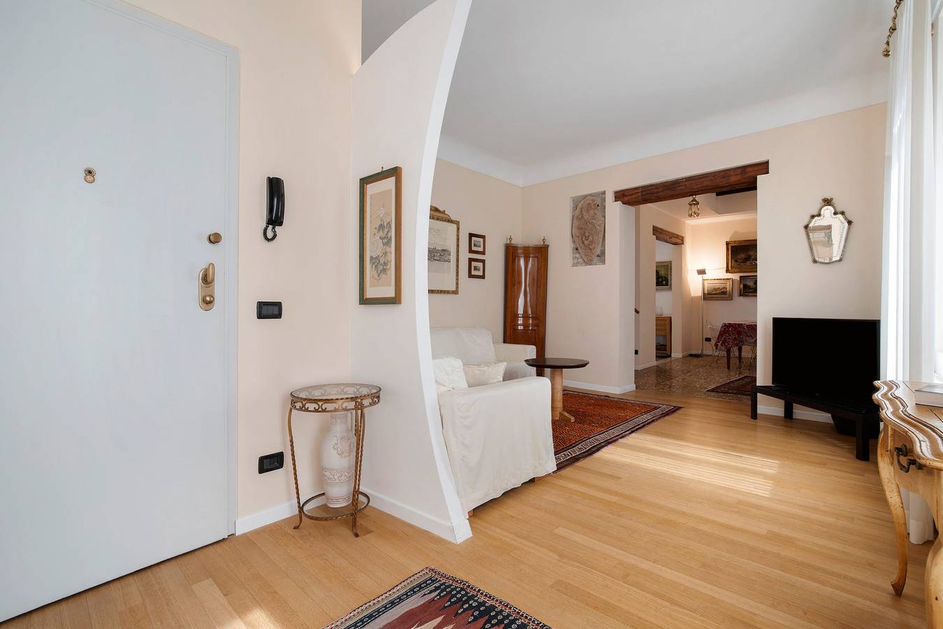 Apartamento entero, Apartamento 'Luxury Home' con vistas al mar, Wi-Fi y aire acondicionado in Venecia, Provincia de Venezia