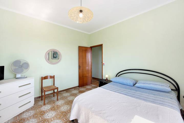 Entire apartment, Apartment 'Casa Vera' with Mountain View, Private Terrace and Wi-Fi in Gavi, Alessandria Province