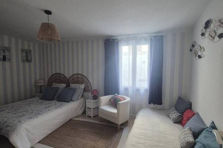 Location de vacances pour 4 personnes, avec Terrasse dans Maison Pierre Loti - 2