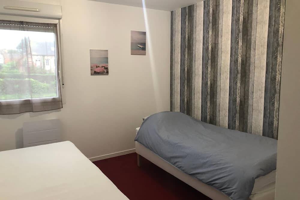 Entire apartment, Duplex Normandy in Saint Valéry en Caux - 500m from the port and beach in Saint-Valery-en-Caux, Dieppe region