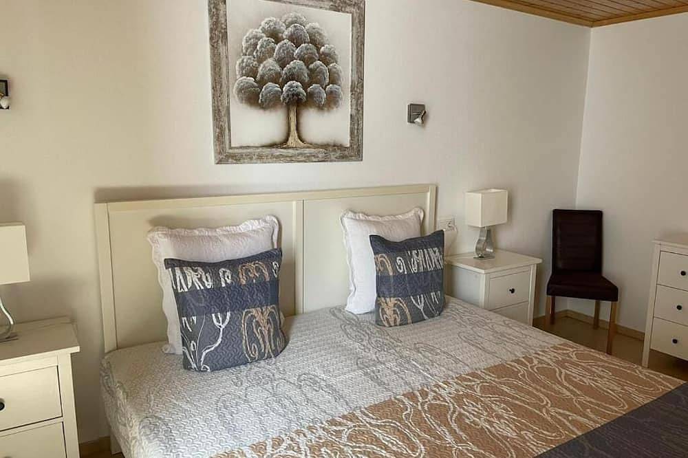 Villa Sol with three bedrooms in the naturist village of Charco del Palo, Lanzarote in Charco del Palo, Haría
