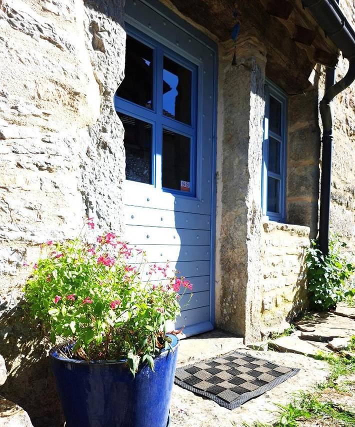 Chambre d’hôte pour 2 personnes, avec vue et jardin, animaux acceptés à Varaire