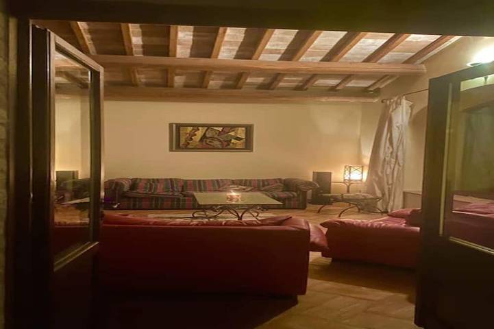 Luxury traditional Villa & private infinity pool. Stunning views of Todi. Piano in Todi, Perugia Provinz