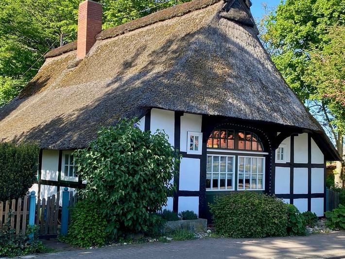 Ferienhaus für 6 Personen, mit Garten in Lembruch
