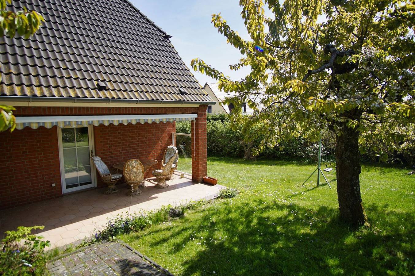 Idyllische Lage mit eigenem Garten - Dat Bienenhuus in Putbus, Rügen