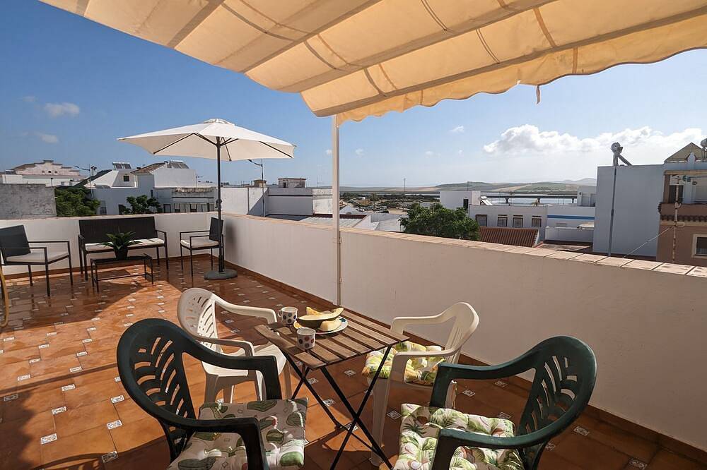 Ganze Wohnung, Flat with views, 5 min from the beach and in the historic centre. in Playa Barbate, Barbate