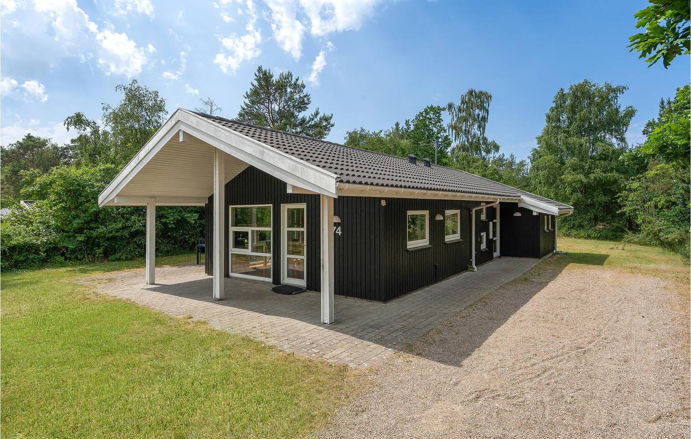 Feriehus for 6 personer med terrasse in Vig Lyng, Vig