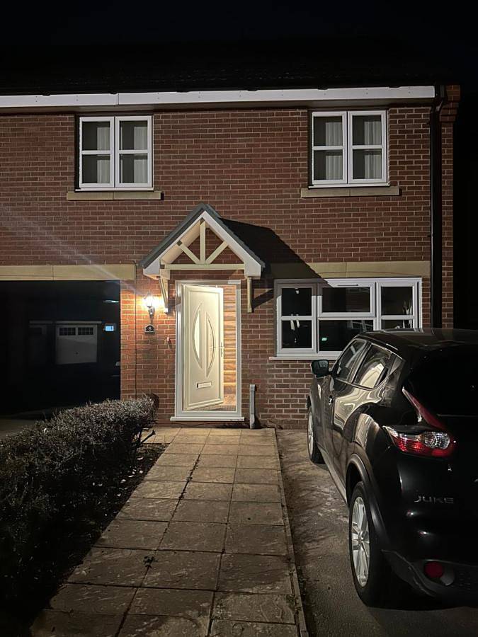 Bed and breakfast for 2 people, with Hot tub and Garden in Coventry