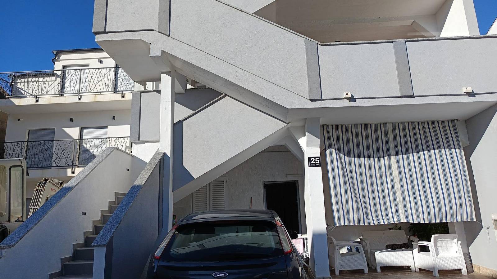 Ganze Wohnung, 2-Zimmer-Ferienwohnung mit Terrasse und Meerblick Metajna, Pag A-4161-a in Metajna, Pag