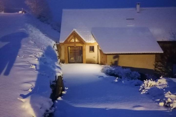 Chalet pour 8 personnes, avec jardin et balcon à Orcières