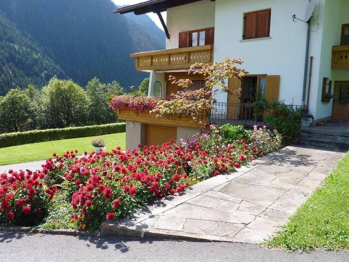 Ferienwohnung für 6 Personen, mit Garten und Terrasse im Montafon - 2