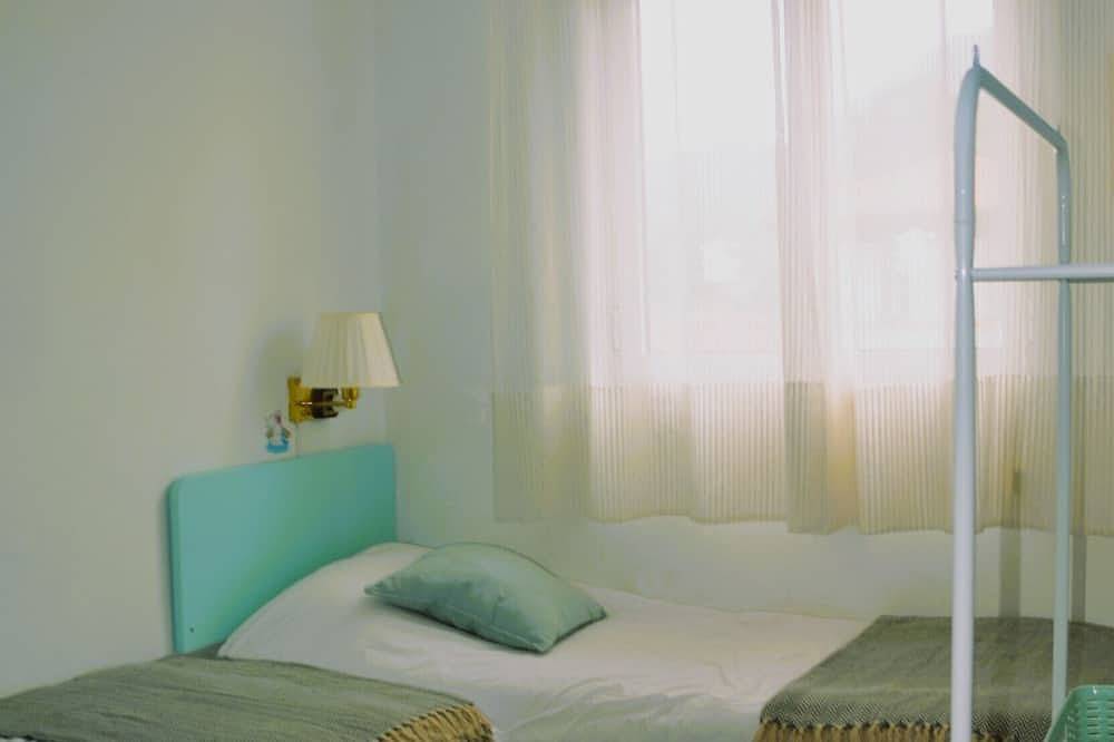 Appartement entier, 14A07 Casa de playa Elisa con Jardín in La Isla (Colunga), Colunga