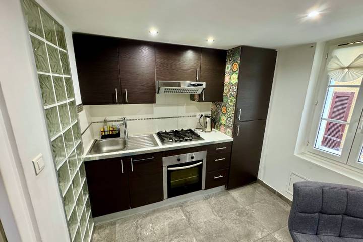 Apartamento entero, Bright apartment in the heart of Hyères in Hyeres, Parque nacional Port-Cros