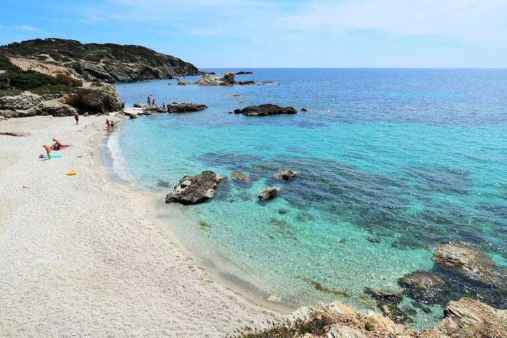 Camping pour 5 personnes, avec piscine et terrasse, animaux acceptés à Six-Fours-les-Plages - 4