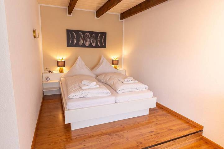 Ferienwohnung für 4 Personen, mit Terrasse und Garten in Loquard - 3