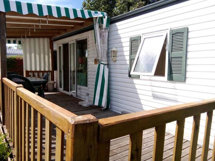 Appartement de vacances pour 5 personnes, avec piscine ainsi que sauna et terrasse