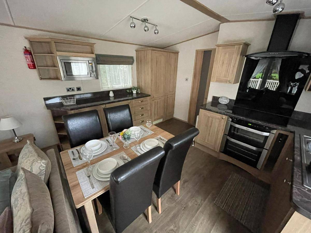 Mobile Home in Hampshire