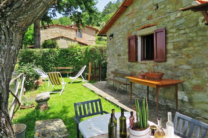 Villa für 5 Personen, mit Pool und Garten, mit Haustier