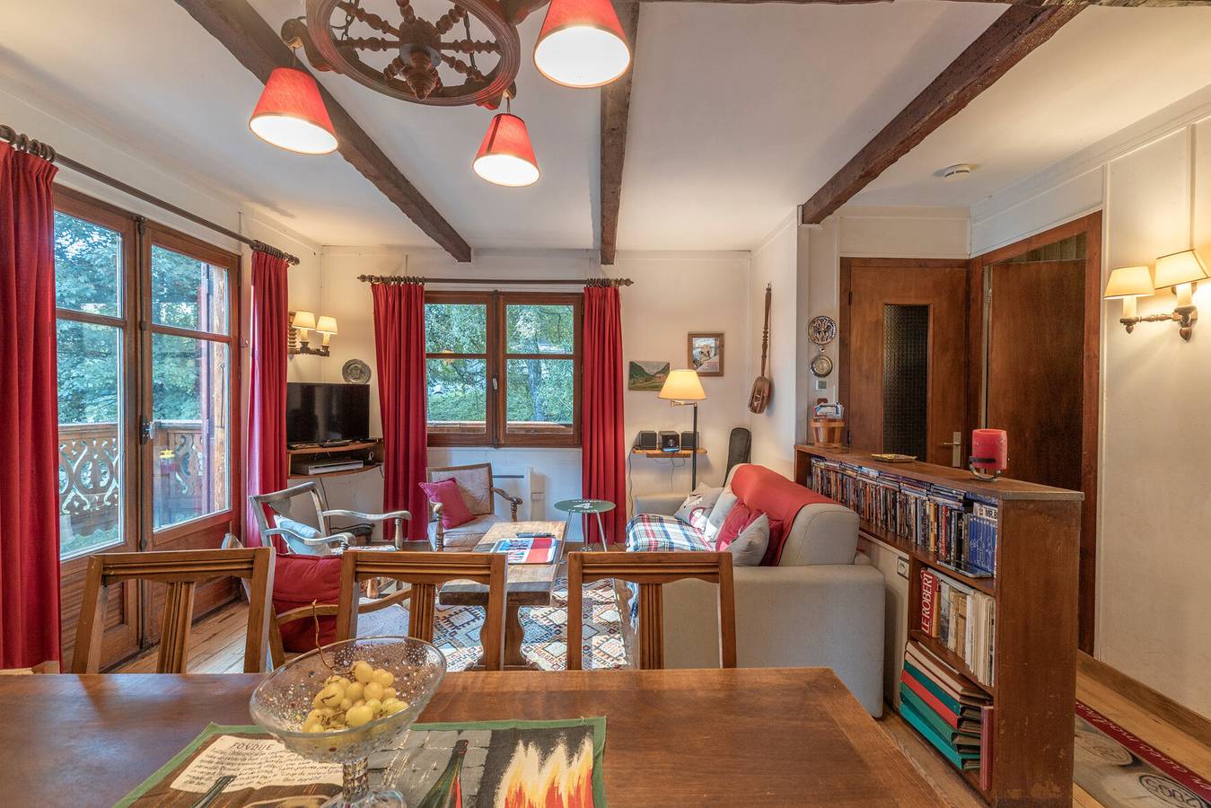 Grand Chalet au pays du Mont Blanc in Vallorcine, Region Bonneville