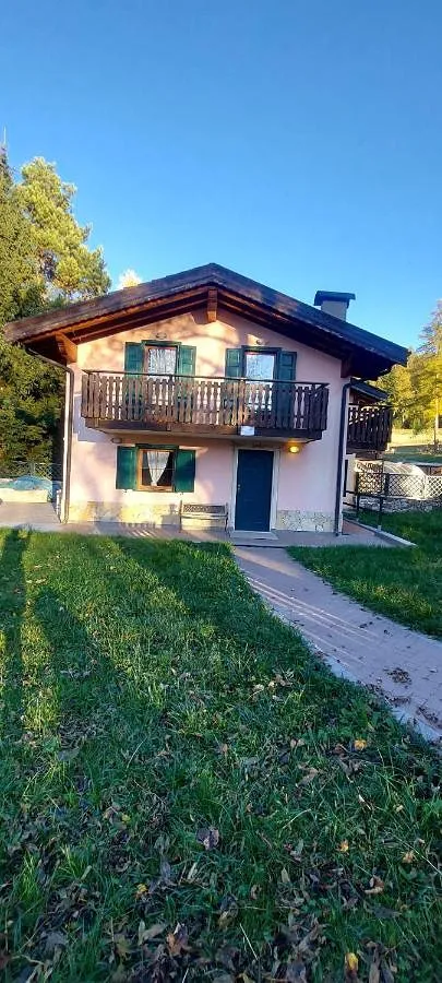 Holiday home for 11 people, with balcony and garden as well as view - 1
