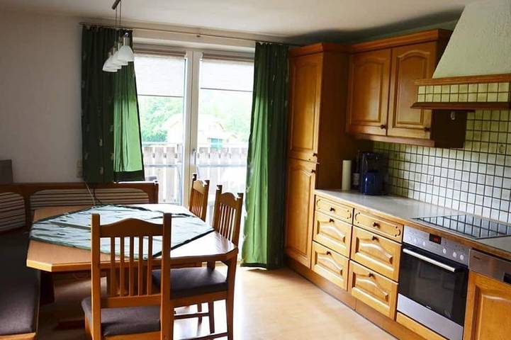 Ferienwohnung für 6 Personen, mit Terrasse und Garten sowie Pool, mit Haustier - 1