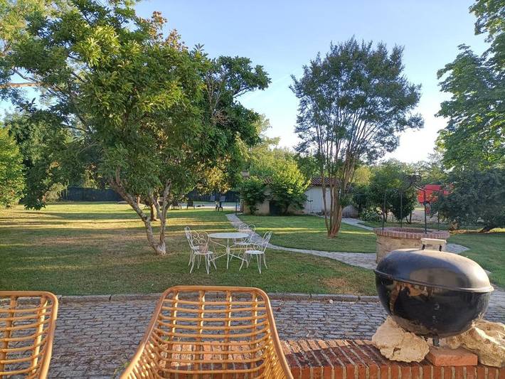 Gîte pour 2 personnes, avec jardin ainsi que piscine et vue à Lamagistère - 2