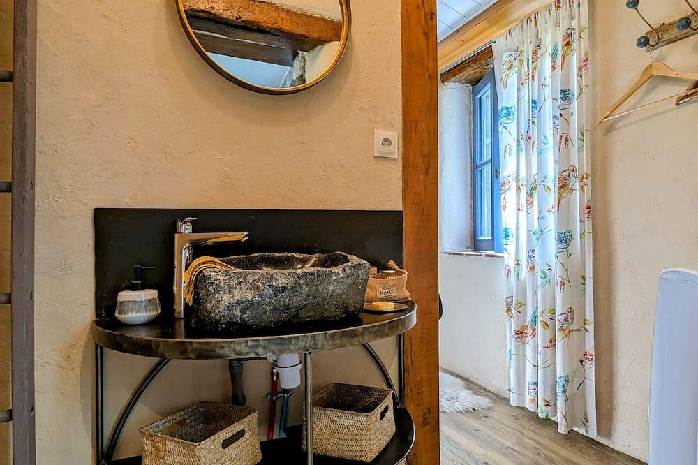 Cabaña de Viña en Auvernia para Escapada Romántica in Langeac, Alto Loira