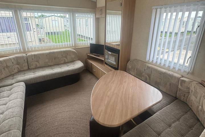 Holiday rental for 8 people, with pool, with pets in Rhyl
