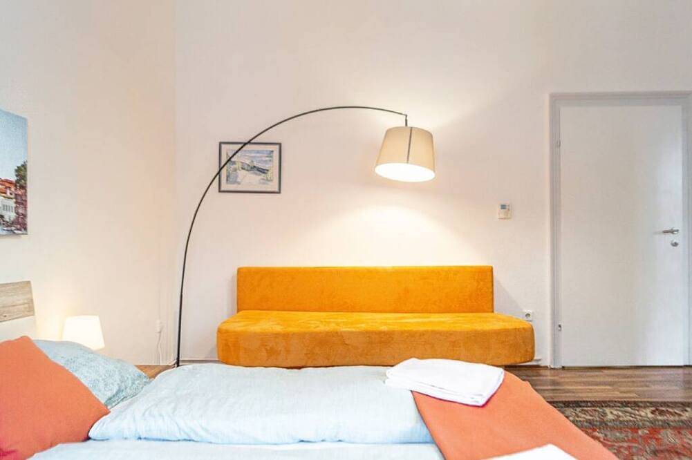 Apartamento entero, Comfy 2Br- Apartment - Bookable in Lockdown in Viena, Bosques de Viena
