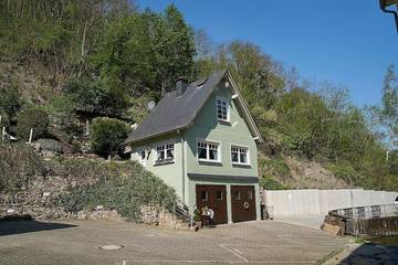 Ferienhaus für 2 Personen, mit Sauna und Ausblick sowie Garten in Bernkastel-Kues