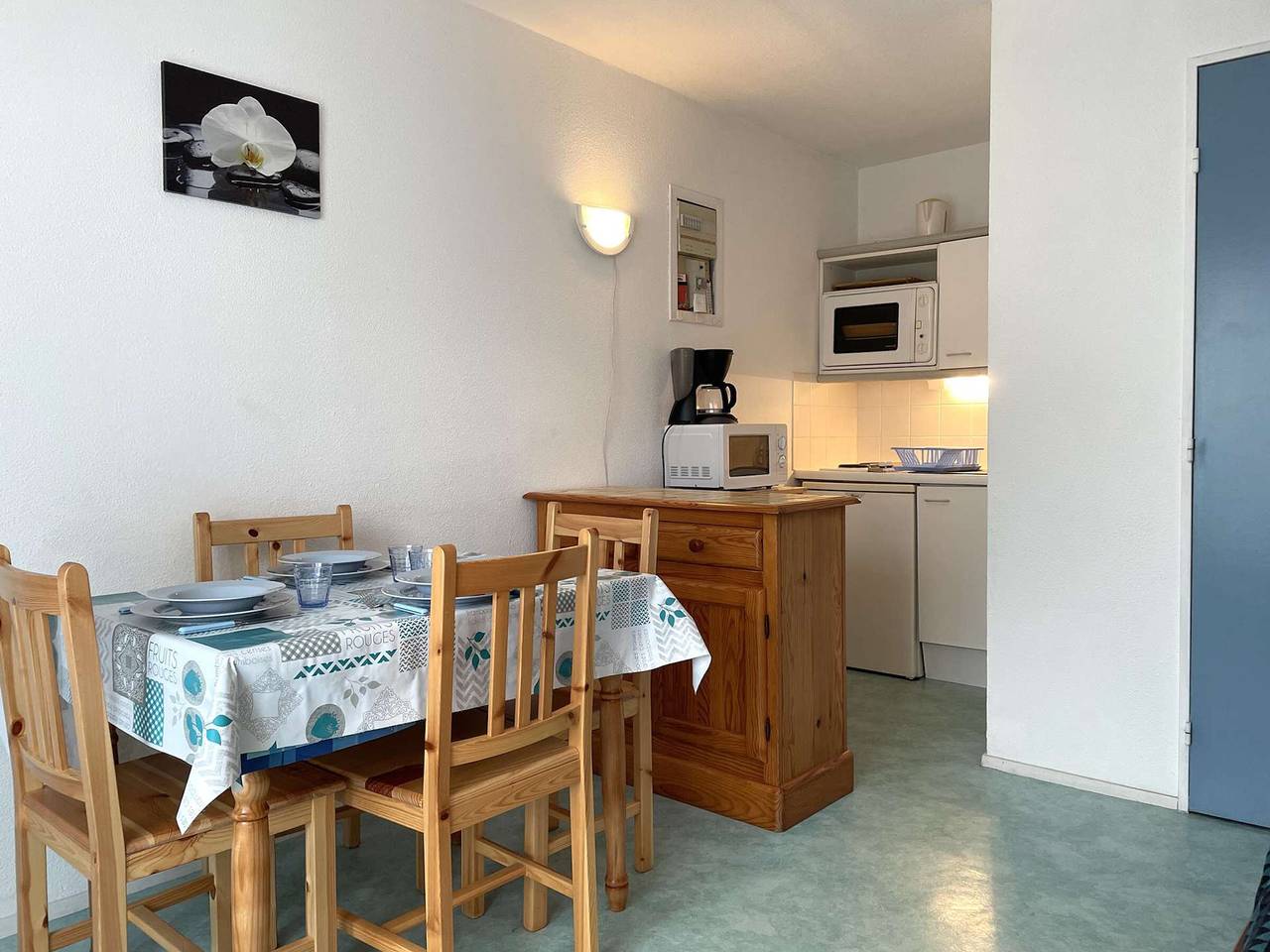 Ganze Wohnung, 2-Zimmer-Wohnung, 3 Schlafplätze, nahe Strand und Geschäften, Saint-Gilles-Croix-de-Vie in Saint-Gilles-Croix-de-Vie, Loire-Tal