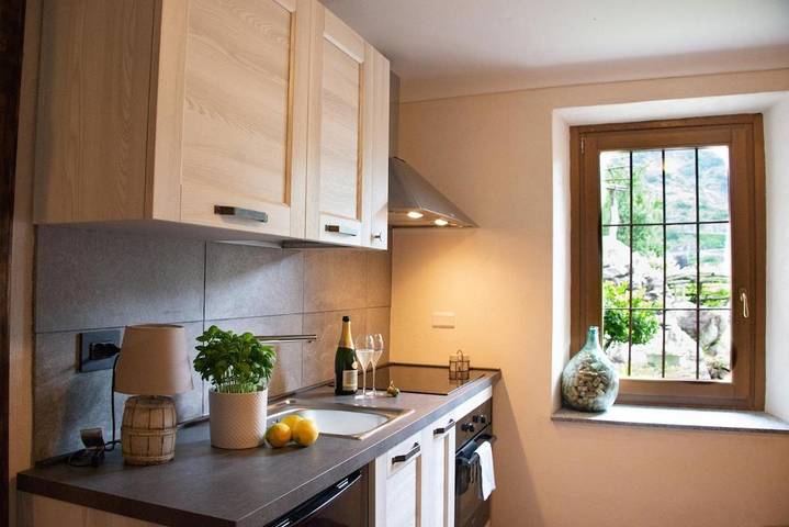 Gîte pour 2 personnes, avec balcon et vue dans Pont-Saint-Martin (Aosta) - 3