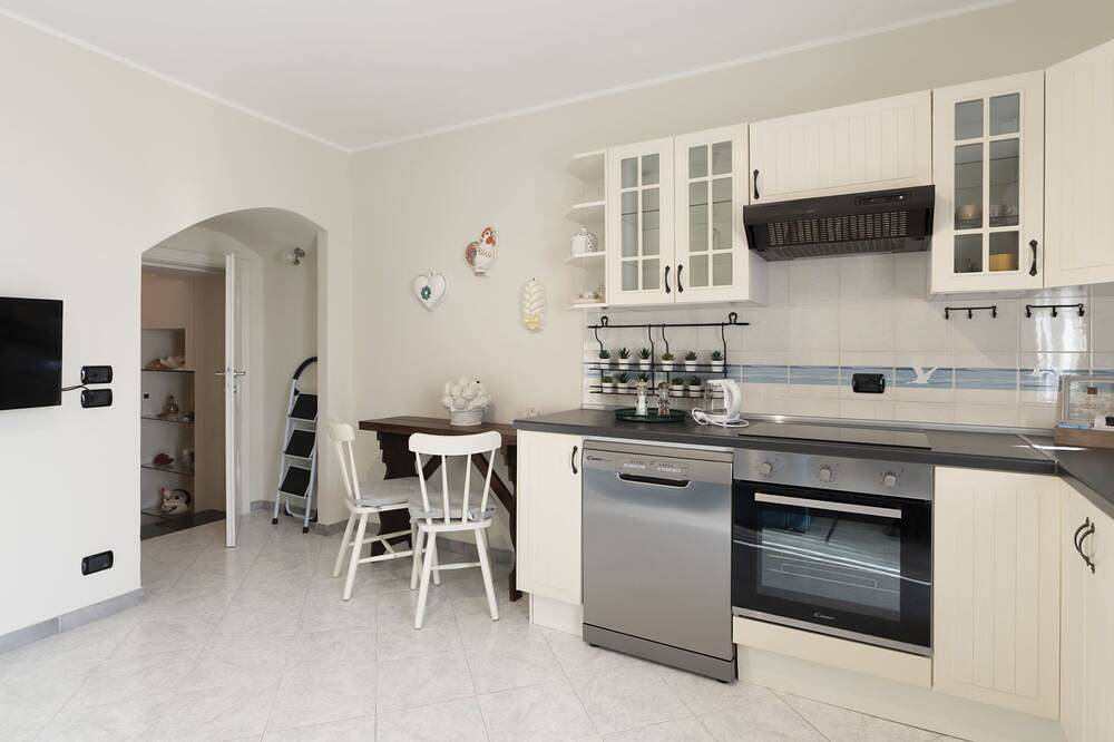 Geheel appartement, Il Rifugio by Interhome in Bordighera, Riviera di Ponente