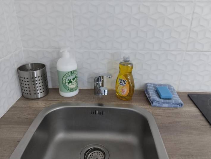 Gîte pour 2 personnes, avec vue ainsi que jardin et terrasse à Aubenas - 4