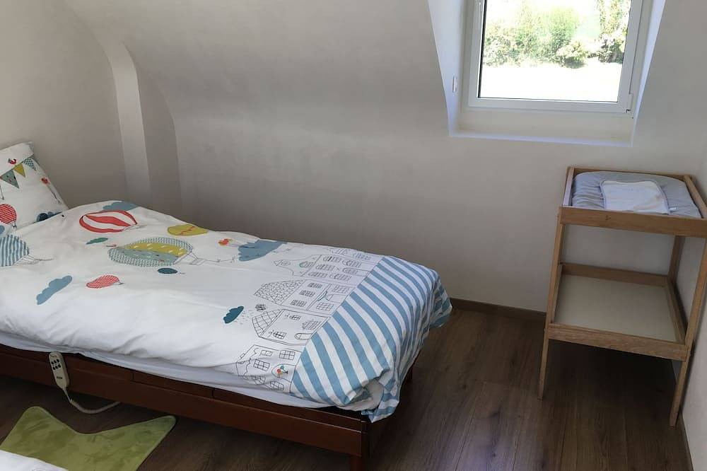 Gîte de Charme rénové à neuf, proche Locronan et Plages à 4km, 3 Étoiles * in Plonévez-Porzay, Iroise