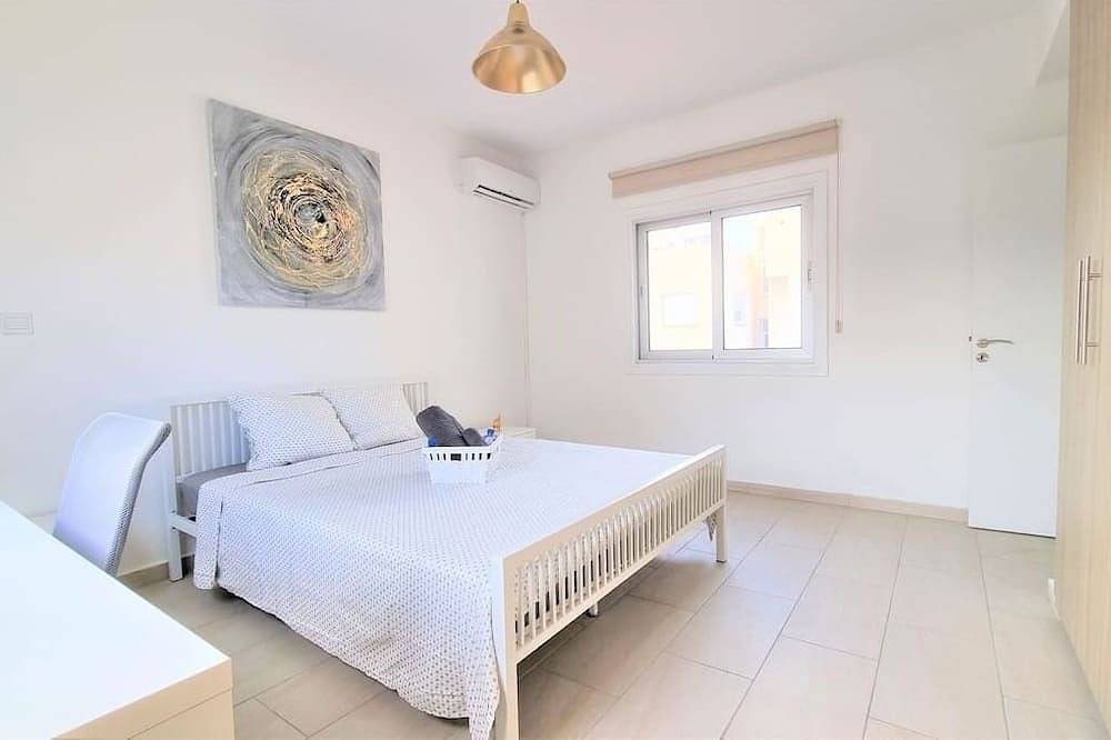 Ganze Wohnung, Spacious Lightflooded 2Br Apt | Near Center in Larnaka, Larnaca Bezirk