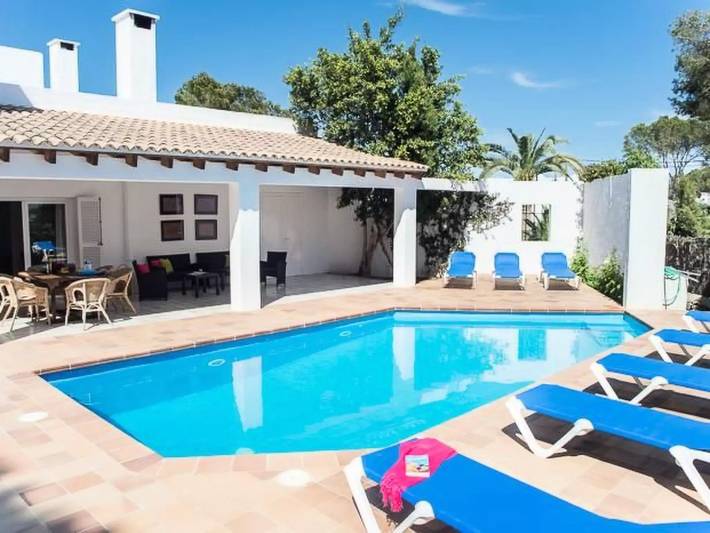 Villa for 12 people, with garden and pool in Port Cala d'Or